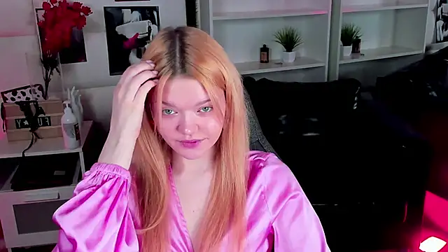 Snapshot of AdeleCartier chatting on 03-01-25, 07:41 AdeleCartier online show from 03-01-25, 07:41