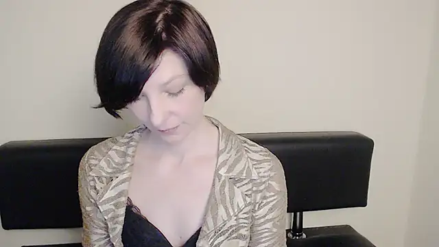  AngeliaFlow  online show from 02-08-25, 01:22