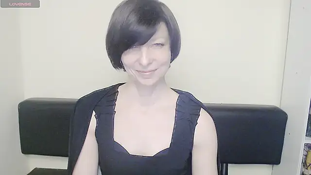  AngeliaFlow  online show from 02-11-25, 07:54