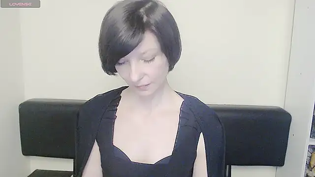  AngeliaFlow  online show from 02-11-25, 02:02