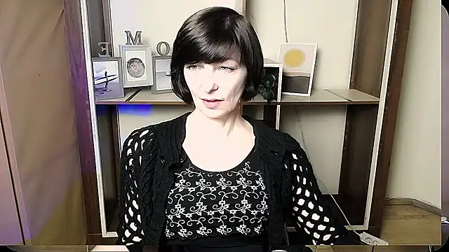  AngeliaFlow  online show from 06-03-26, 08:39