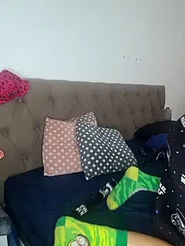 Snapshot of nickelfie chatting on 03-10-25, 10:37 nickelfie online show from 03-10-25, 10:37