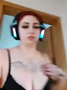 Gamergirl-Linela online show from 03-08-25, 05:49