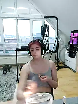 Gamergirl-Linela online show from 03-14-25, 05:13