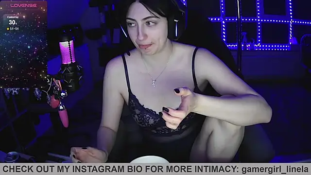 Gamergirl-Linela online show from 05-21-26, 10:17