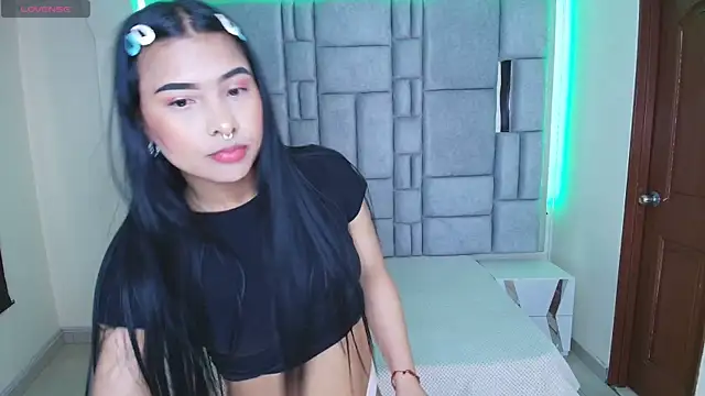 Vera Best  online show from 03-20-25, 02:42