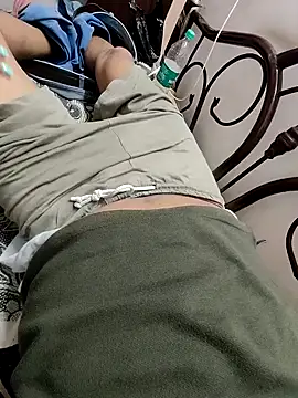 Snapshot of busy_kolkata chatting on 02-08-25, 01:01 busy kolkata online show from 02-08-25, 01:01