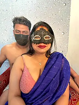 Snapshot of busy_kolkata chatting on 10-10-25, 05:06 busy kolkata online show from 10-10-25, 05:06