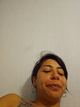 Snapshot of MaiPandora chatting on 02-11-26, 03:55 MaiPandora online show from 02-11-26, 03:55