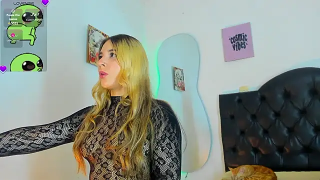 Vickyallien online show from 02-03-26, 04:12