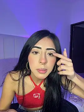 Snapshot of Mirandaa_Rogers chatting on 07-18-26, 07:06 Mirandaa Rogers online show from 07-18-26, 07:06