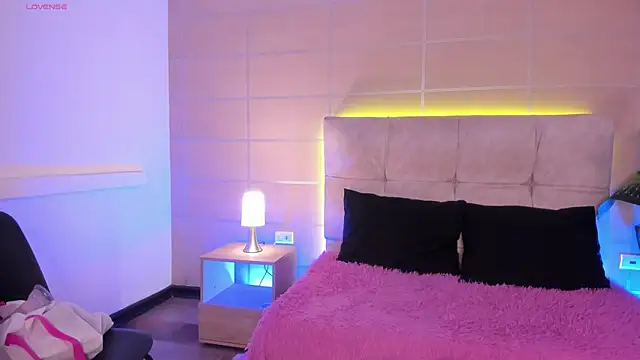 Snapshot of _michonne_ chatting on 11-06-25, 09:05 michonne online show from 11-06-25, 09:05