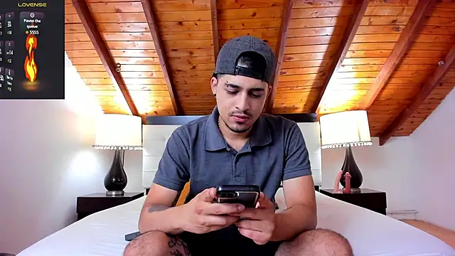 Sebastian Berne online show from 10-22-25, 07:24