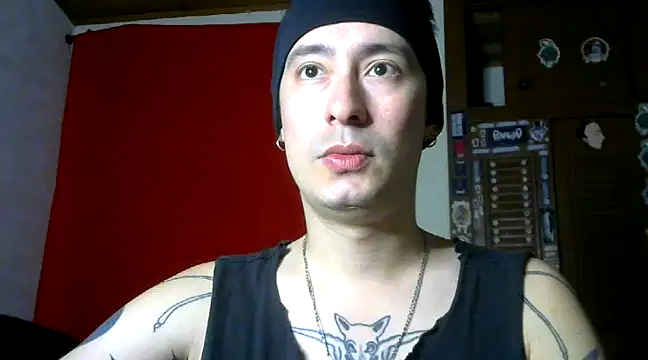 Snapshot of vampireathome chatting on 02-20-25, 05:12 vampireathome online show from 02-20-25, 05:12