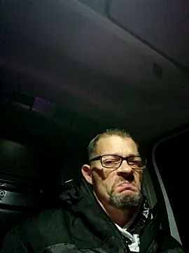 Snapshot of Gncastc23 chatting on 09-11-25, 09:15 Gncastc23 online show from 09-11-25, 09:15