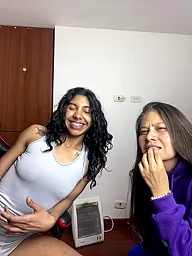 Snapshot of amberth2304 chatting on 11-05-25, 09:15 amberth2304 online show from 11-05-25, 09:15