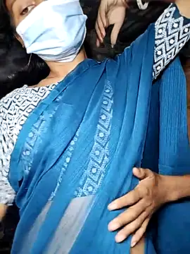 Snapshot of ritubhabi440 chatting on 10-16-25, 03:24 ritubhabi440 online show from 10-16-25, 03:24