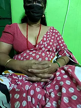 Snapshot of niiveditha chatting on 03-02-25, 06:08 niiveditha online show from 03-02-25, 06:08