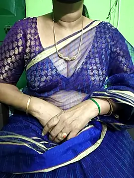 Snapshot of niiveditha chatting on 03-15-25, 12:45 niiveditha online show from 03-15-25, 12:45