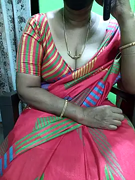 Snapshot of niiveditha chatting on 09-24-25, 02:37 niiveditha online show from 09-24-25, 02:37