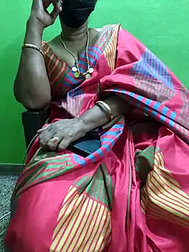 niiveditha online show from 02-17-26, 03:19