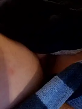 NoLubricantNeeded online show from 01-11-26, 10:59