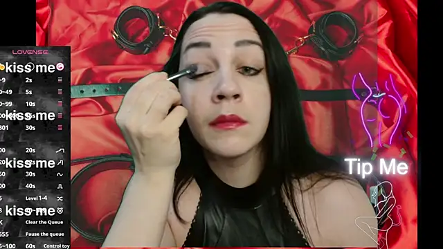 Snapshot of FetishLady89 chatting on 12-01-25, 10:31 FetishLady89 online show from 12-01-25, 10:31