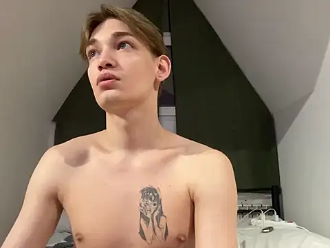 Julian wins online show from 02-17-25, 12:48