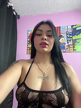 Snapshot of soy_valu chatting on 05-08-26, 01:55 soy valu online show from 05-08-26, 01:55
