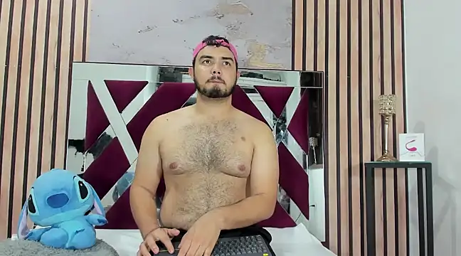 Snapshot of donatovolga chatting on 02-12-25, 02:24 donatovolga online show from 02-12-25, 02:24