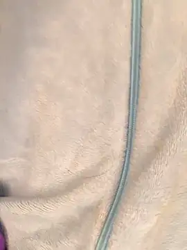 Laura-Khalifa online show from 03-17-26, 05:55