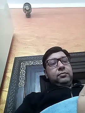 Snapshot of innocentboy1987 chatting on 02-28-25, 07:48 innocentboy1987 online show from 02-28-25, 07:48