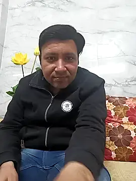 Snapshot of innocentboy1987 chatting on 03-06-25, 12:41 innocentboy1987 online show from 03-06-25, 12:41