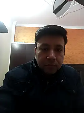 innocentboy1987 online show from 01-17-26, 08:08