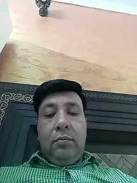 innocentboy1987 online show from 04-04-26, 05:38