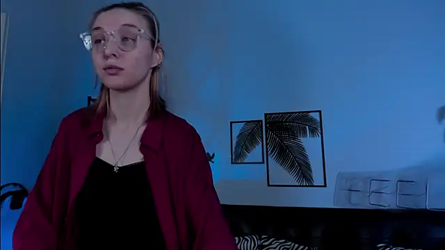 Snapshot of PhilippaAdamas chatting on 03-14-25, 02:20 PhilippaAdamas online show from 03-14-25, 02:20