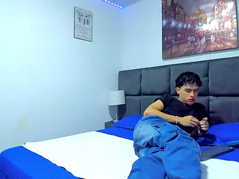 Aiiden 15 online show from 02-18-25, 03:10