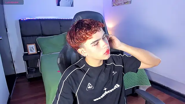 Aiiden 15 online show from 11-20-25, 12:38