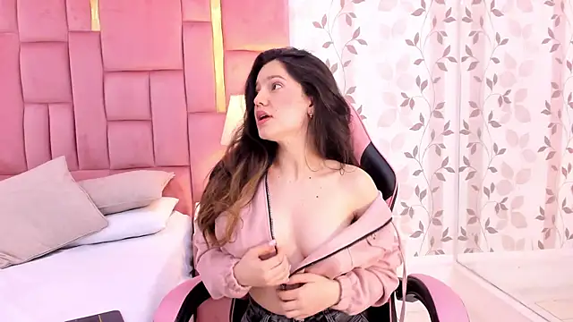 ArianaFranco online show from 11-27-25, 01:40