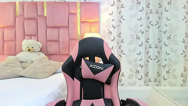 ArianaFranco online show from 03-15-26, 02:56