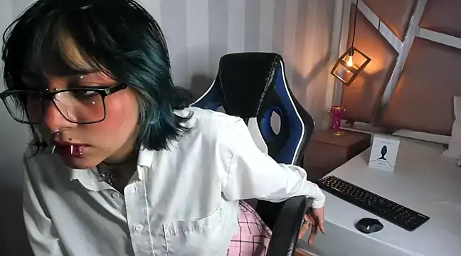 DarkMysterysF online show from 03-13-25, 08:54