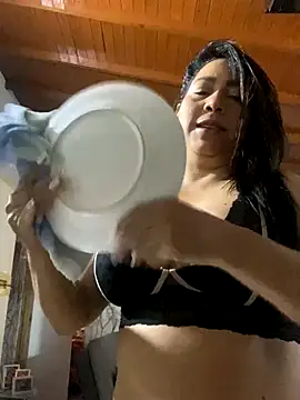 Michelle  taylor online show from 10-14-25, 03:35