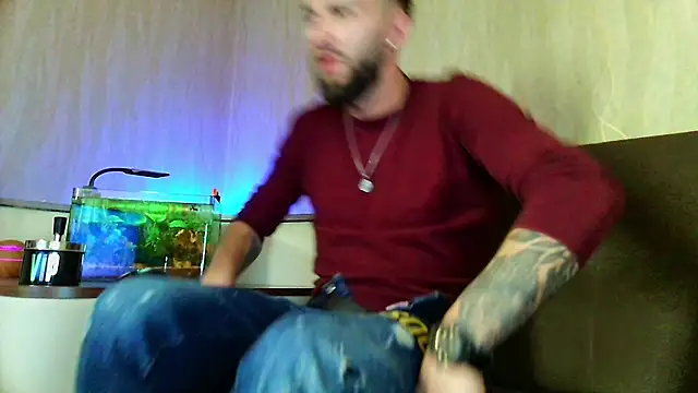 JamieNoxus online show from 03-08-25, 08:35