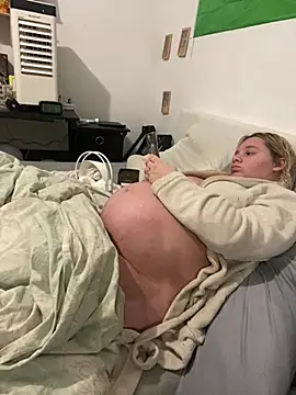 Princessemisse online show from 02-17-26, 05:08