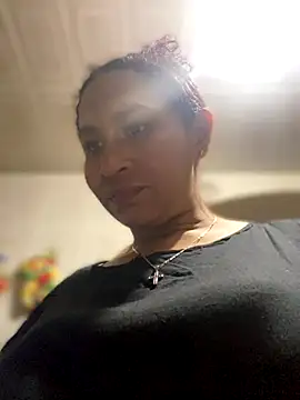 Carola-Ross online show from 09-19-25, 05:57