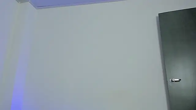 hugosan12 online show from 09-19-25, 06:08