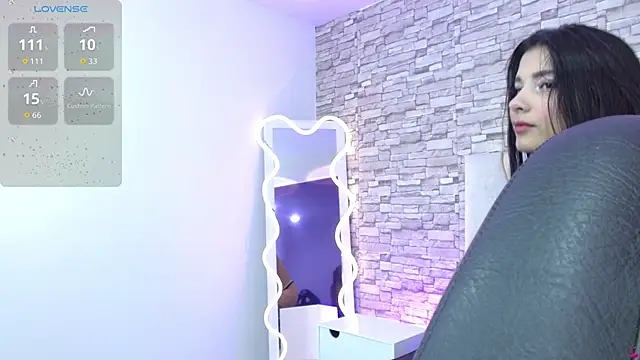 Snapshot of Gaby_tay1 chatting on 11-15-25, 07:43 Gaby tay1 online show from 11-15-25, 07:43