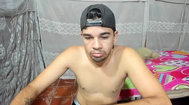 Snapshot of leandro49112 chatting on 03-19-25, 11:25 leandro49112 online show from 03-19-25, 11:25