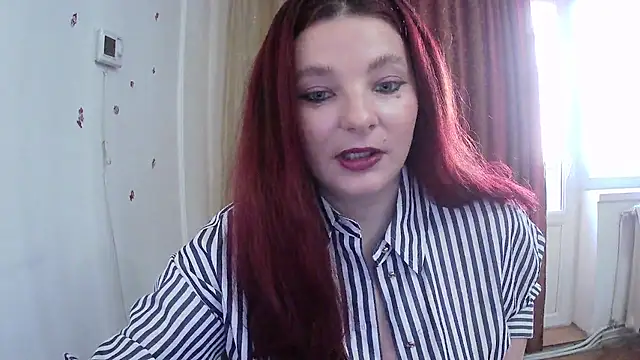 Snapshot of caty33 chatting on 02-24-25, 10:59 caty33 online show from 02-24-25, 10:59