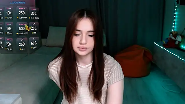 Lea Atreides online show from 11-10-25, 05:28